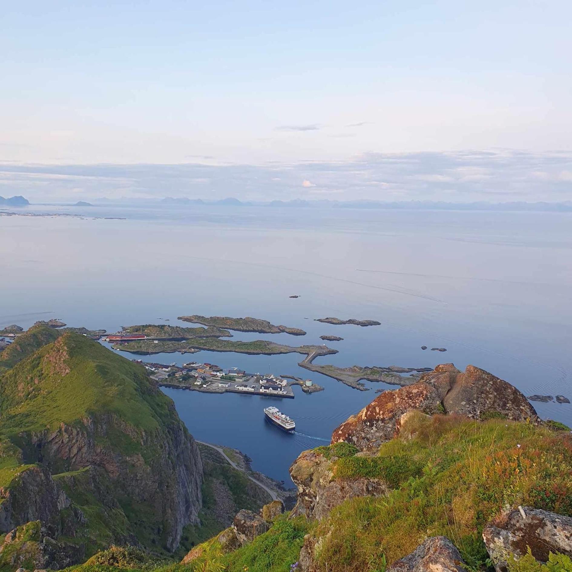 Angelas Fjord Suite Stamsund Esterno foto